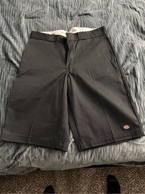 Dickies Men's Black Relaxed Flat Front Work Shorts